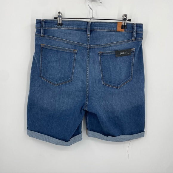Alexander Jane The OG Tummy Control Denim Shorts cuffed Bermuda XL - Picture 2 of 9